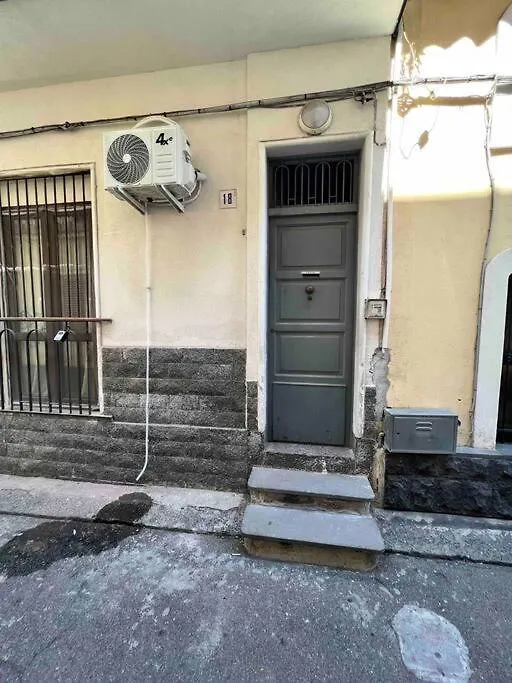 Malis Castiglione 18 Apartment Catania Italy